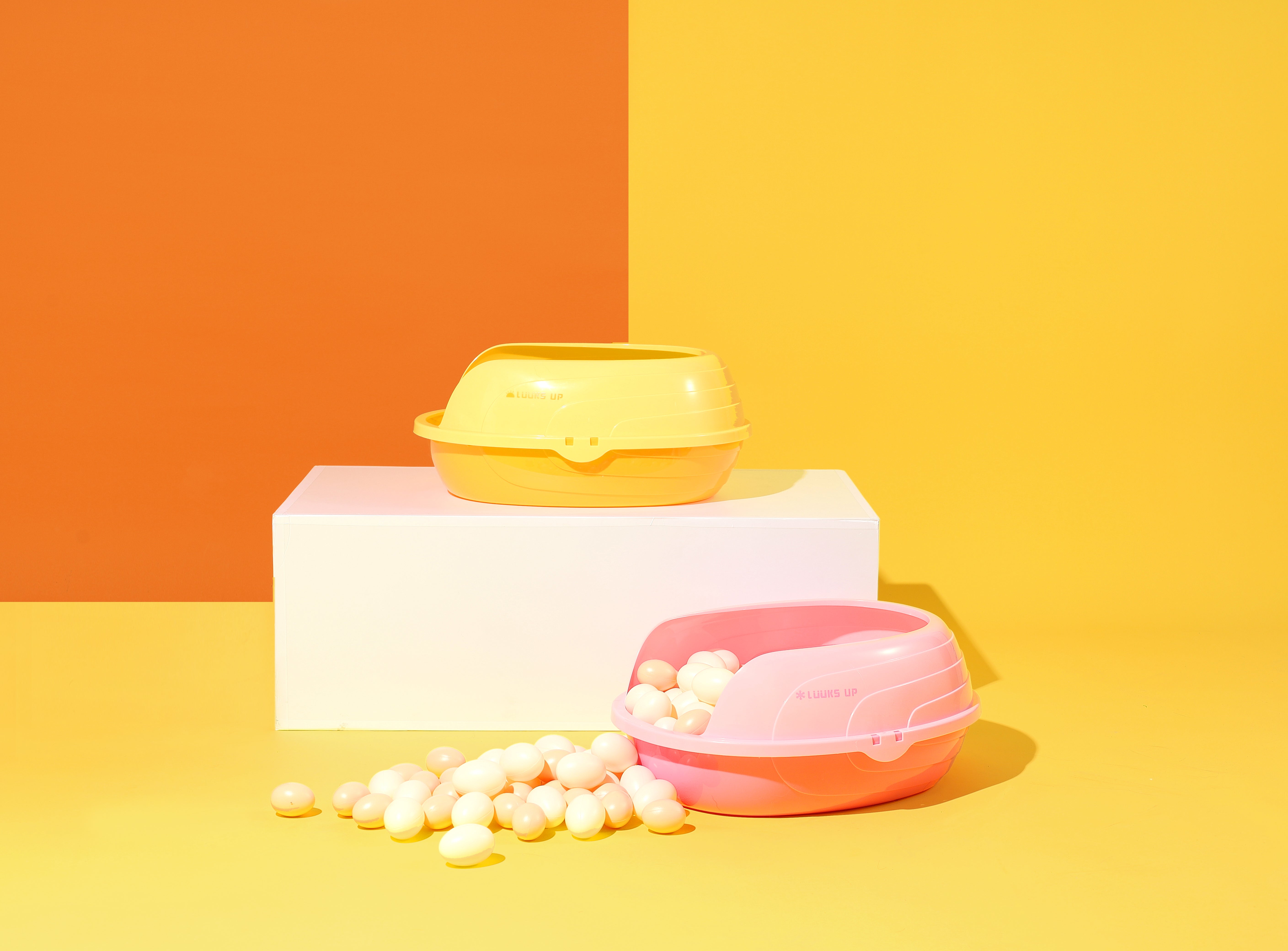 Eggshell Cat Litter Box